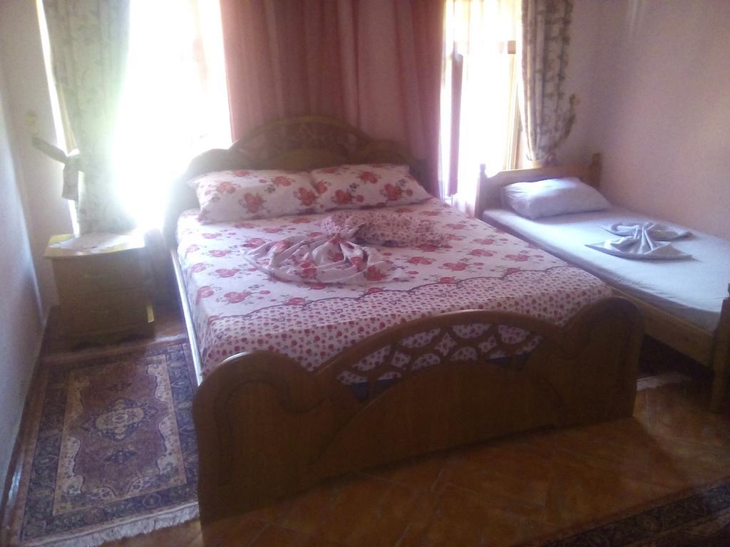 Karafil Guesthouse Gjirokaster Exterior photo